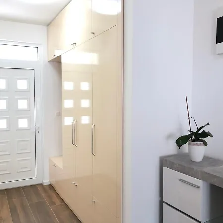 Apartment Sara With Seaview Budva Exterior foto